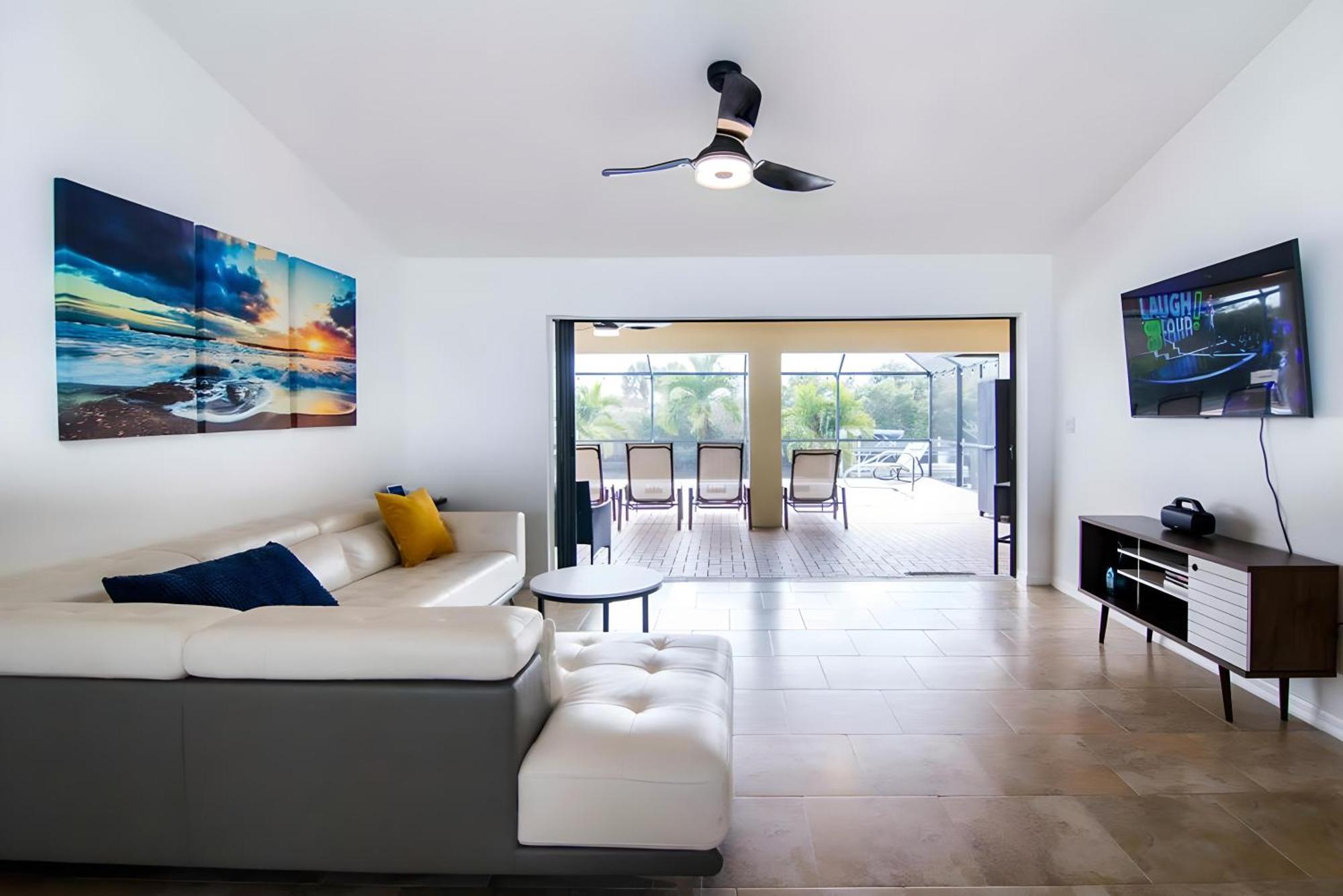 House With A Boatyour Private Waterfront Resort Port Charlotte Exteriér fotografie